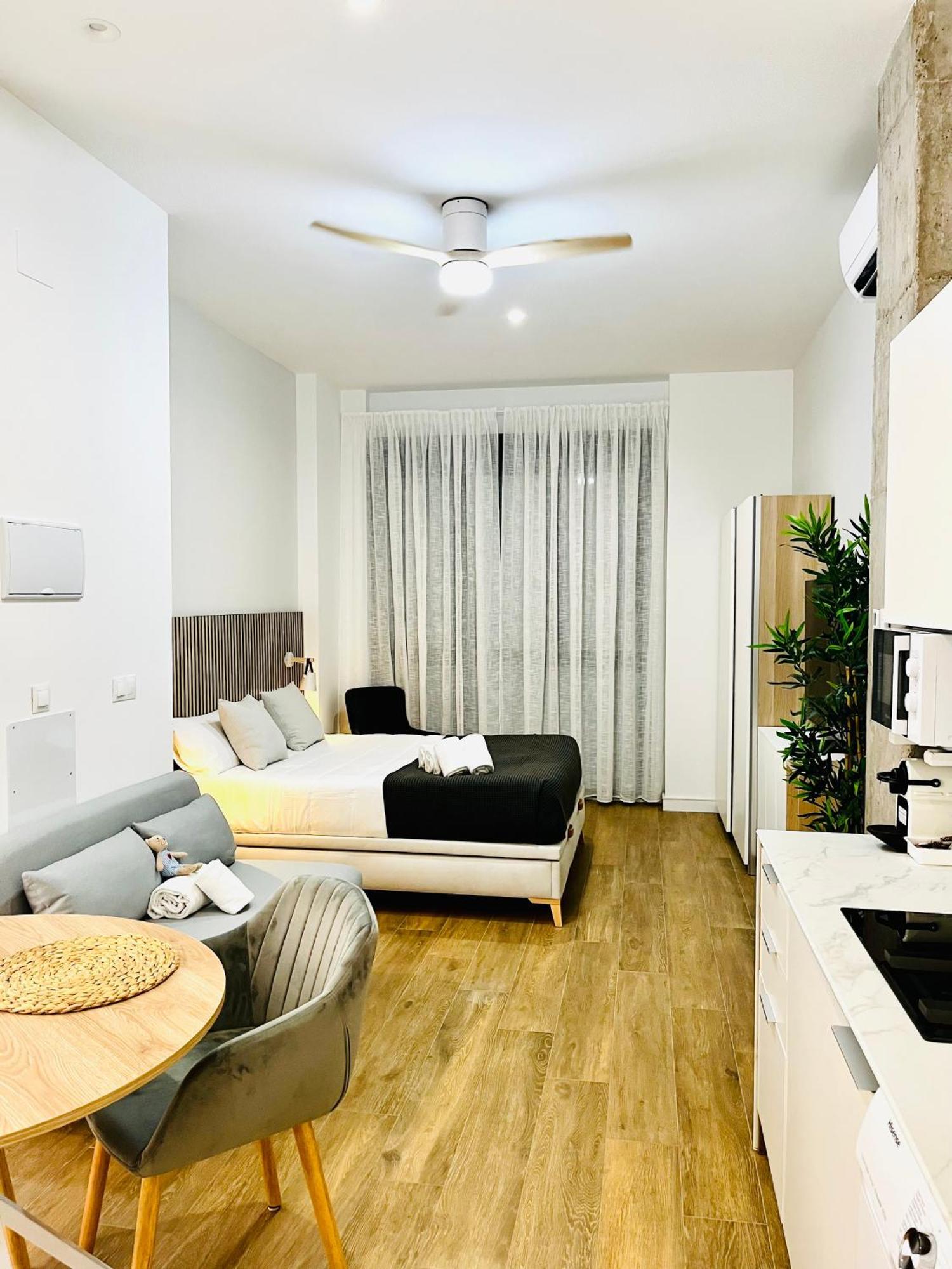 Travel Habitat Mediterranean Suites Valencia Zimmer foto