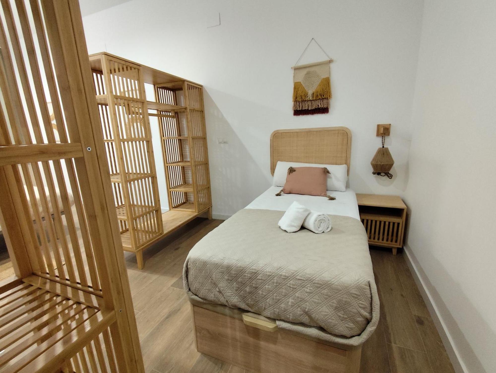Travel Habitat Mediterranean Suites Valencia Zimmer foto